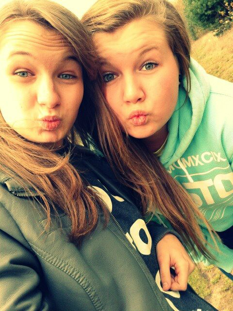 muuaa ;** 