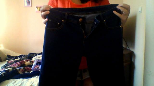 nowe spodnie ciemne jeansowe