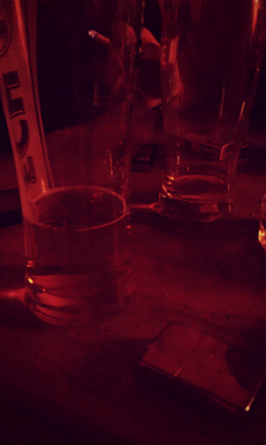 z ciszy w krzyk.