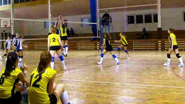 Only volleyball, maleka.