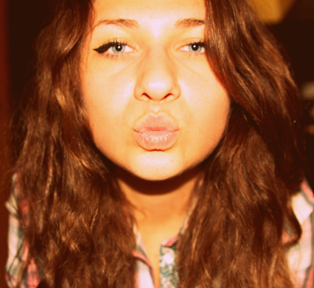 kiss :)
