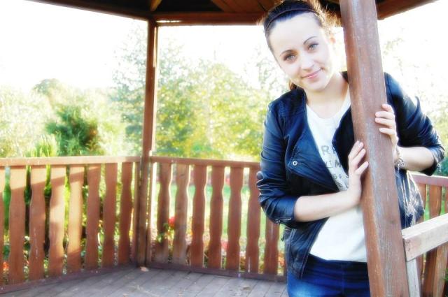 mod. Karolina