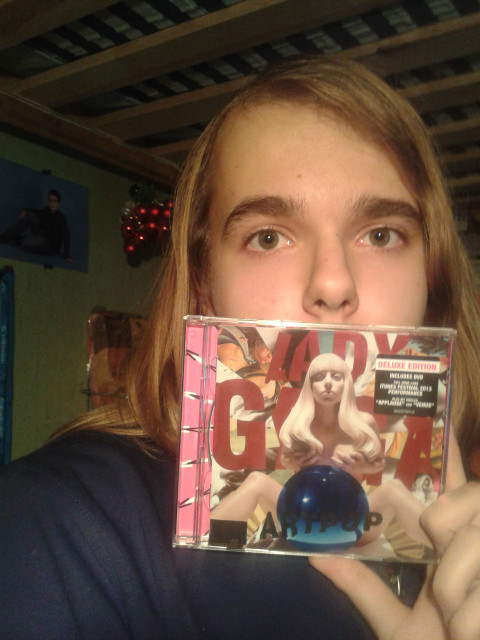 ARTPOP 