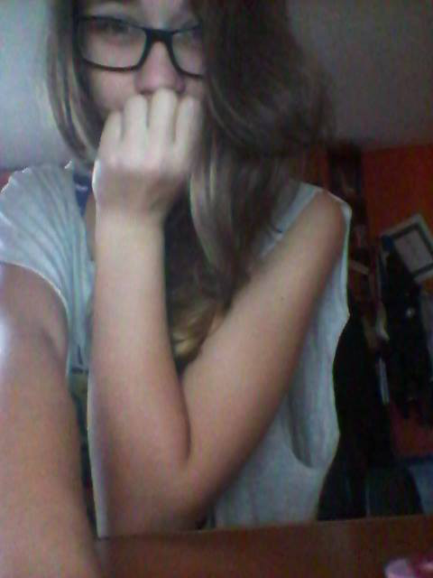 Tskni Miki :***