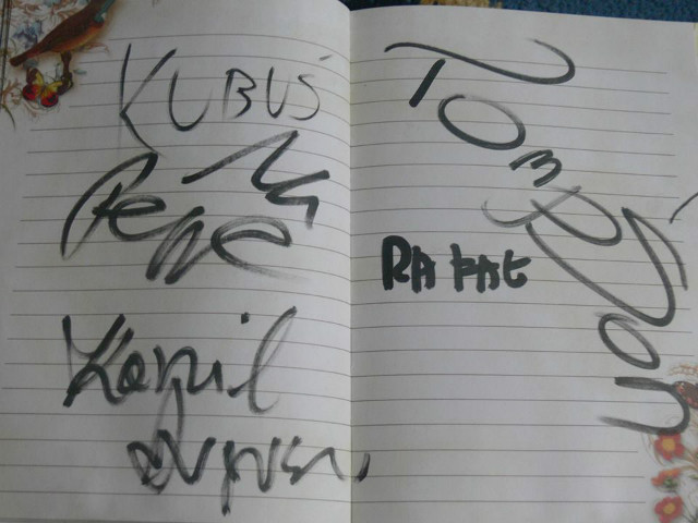 Autografy dobra rzecz ;D