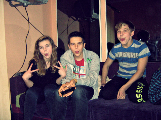 ;flkffjdsfjlfj sodziaki