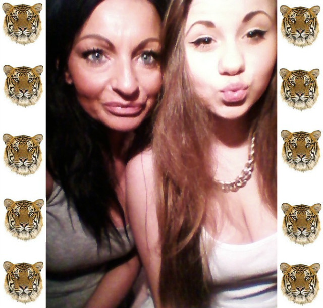 hi mom:* 