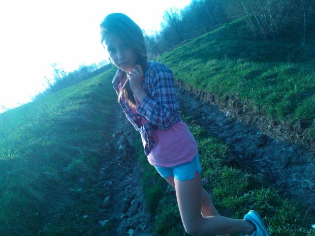 Jesie 2013 ;**