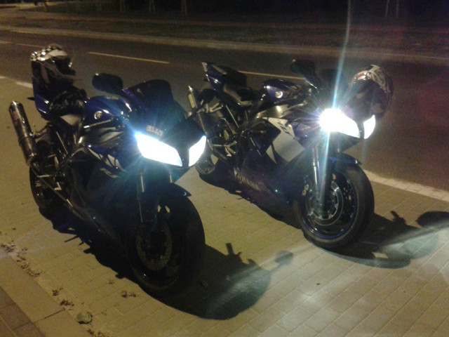 R1 & R1