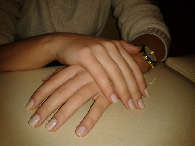 MOLLON PRO
