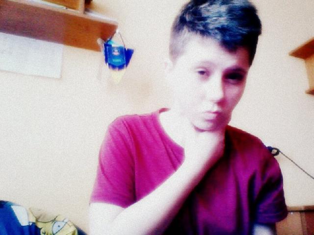 8 miesiecy