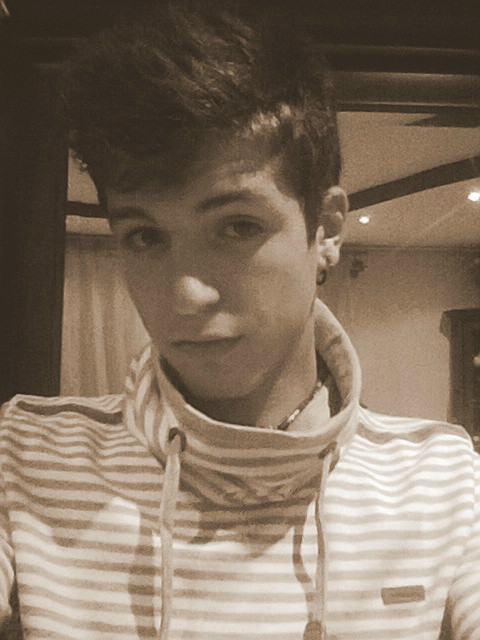 Se nUdy!