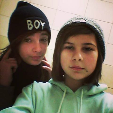 Sandra ;* 