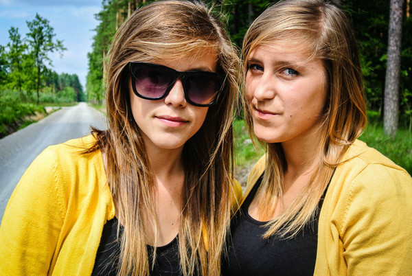 sis ;*