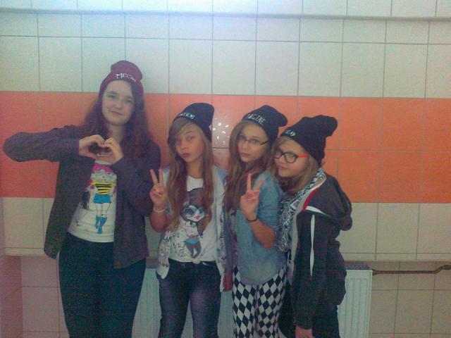 Przyjaciki :3