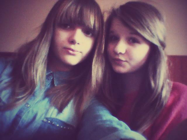 Takie se tam z Marlenk na W-F:)