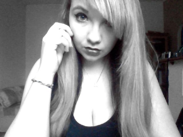 TRZY KROPKI