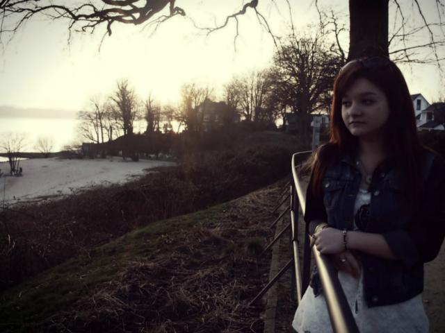 10.3.2014 - Elbe.Wedel.Germany 