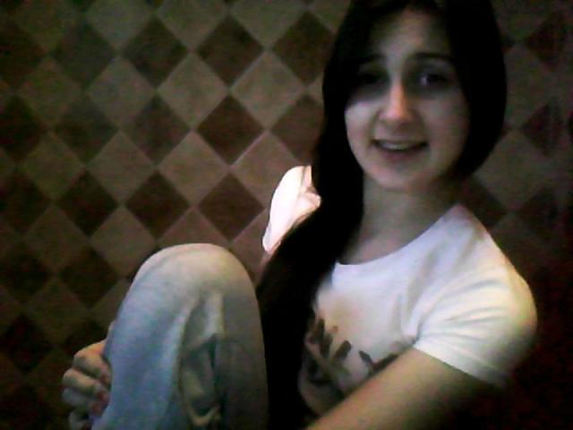 KLAUDIAAAAA !