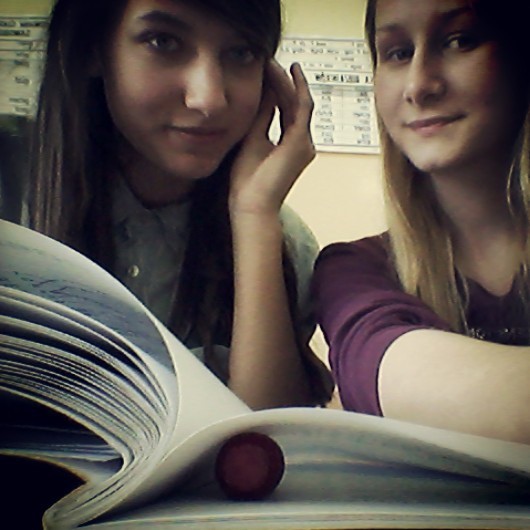 NIEMIECKI  ; D