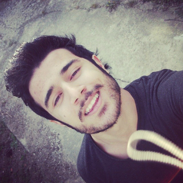 HAPPY !