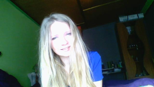 smile;>