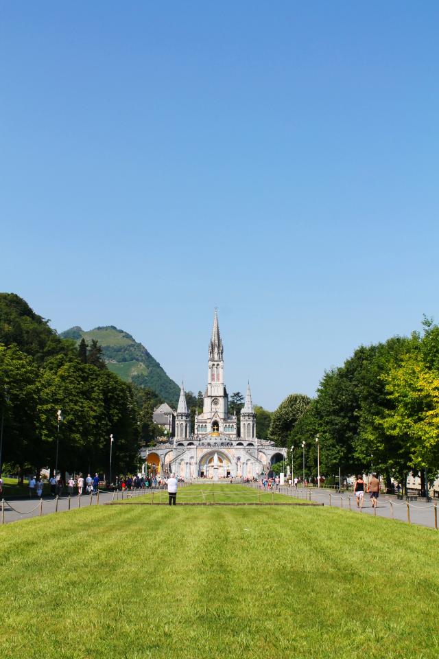 Lourdes.