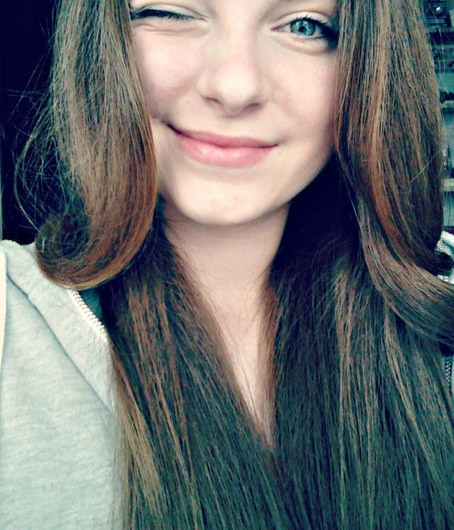 :>