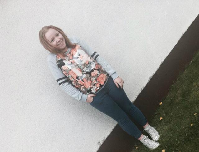 Pozdrawiam :*