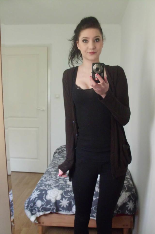 BooOOooNjouR !! ;D