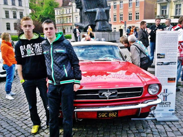 Zlot Fordw Mustangw ^^.