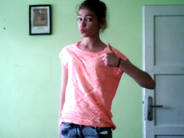 awr. ;3