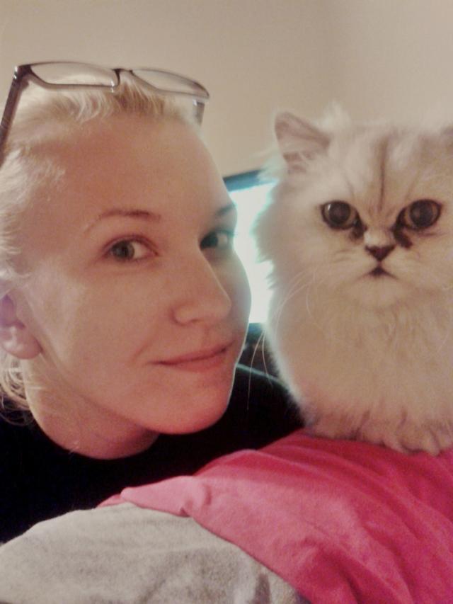 LOLA 