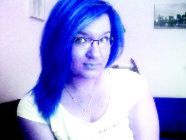 bluuue < 3