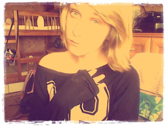 Nuda . -,-
