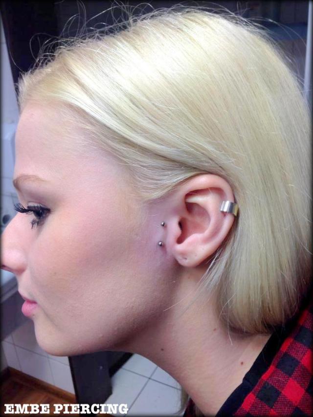 SIDEBURN PIERCING