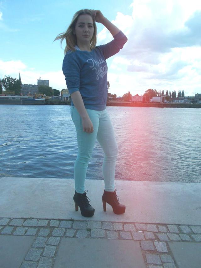 bum.