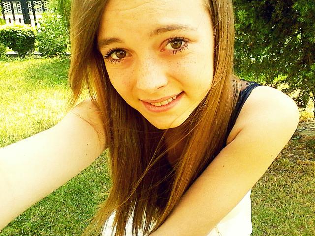 hmmmm ; d