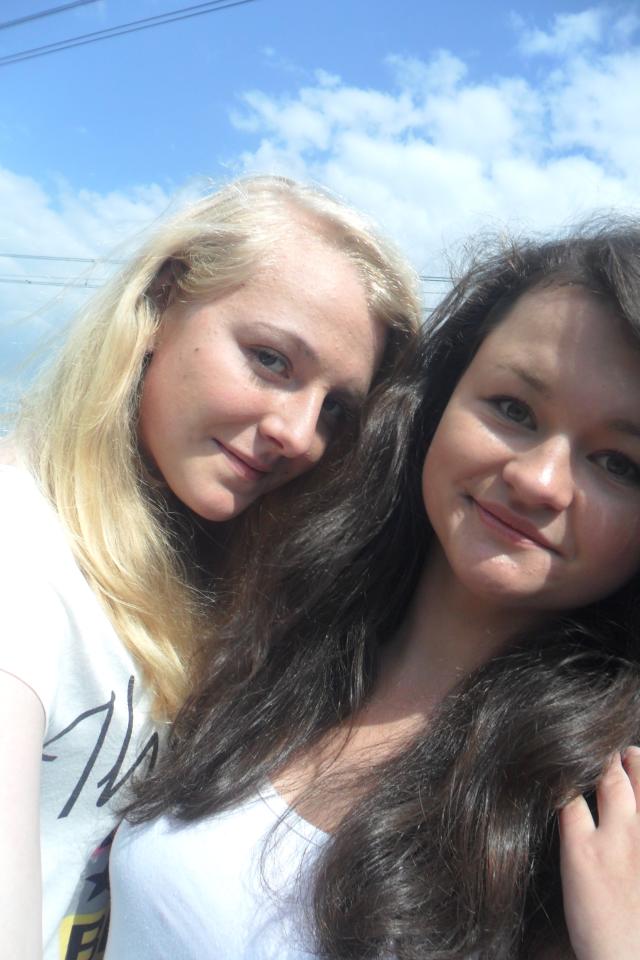 blondi :*