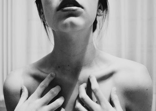 collarbones