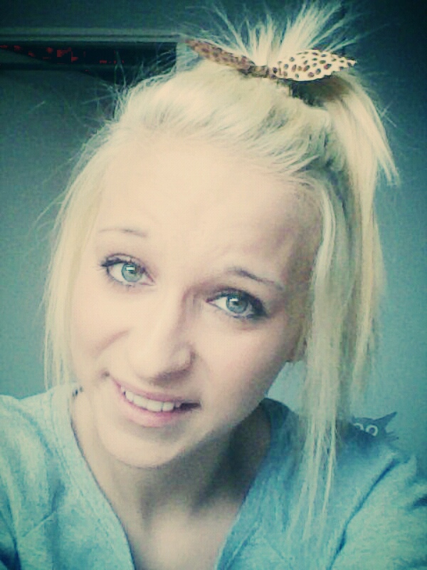  blondynaa :*