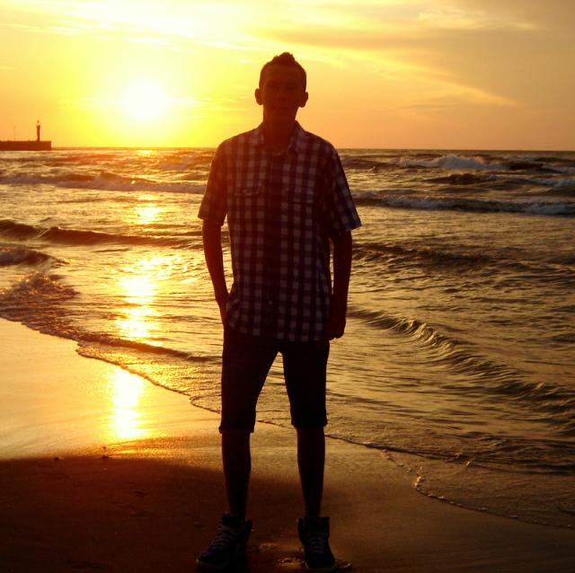 Sieeeemanko! ; >