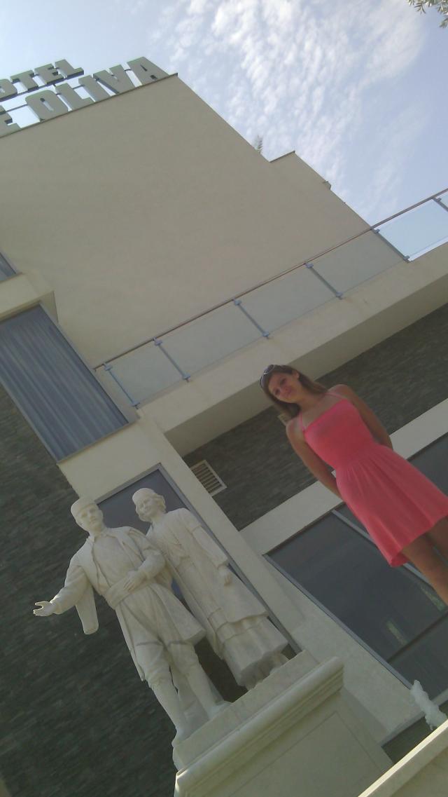 MONTENEGRO ;***