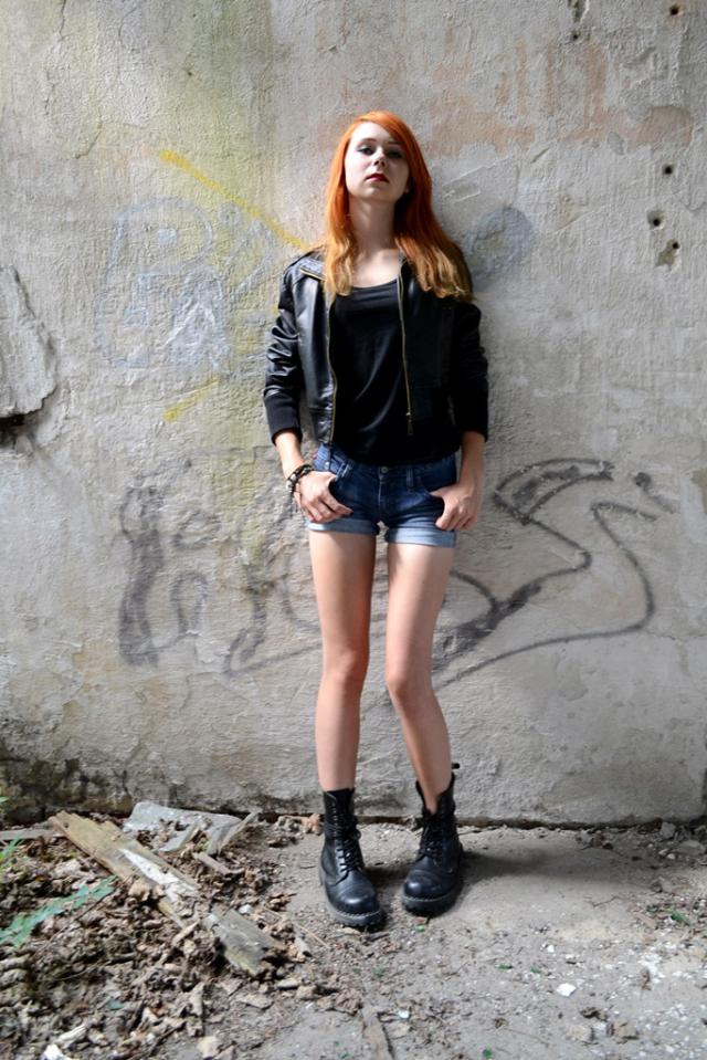 Do I wanna know?
