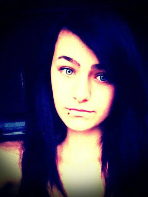 Daanieel ;c . !