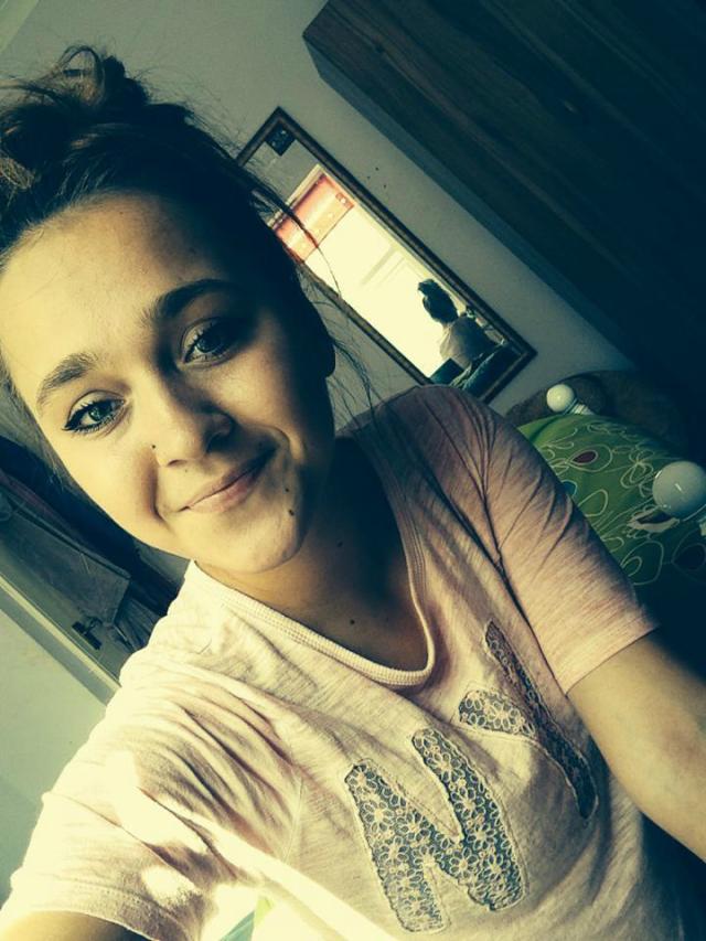 Wpis pierdolonadamaa