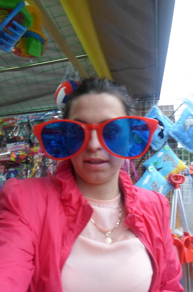 :D :*
