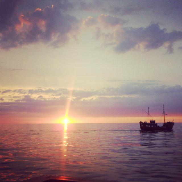 sunset&boat.