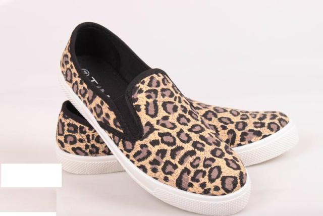 slip on panterka