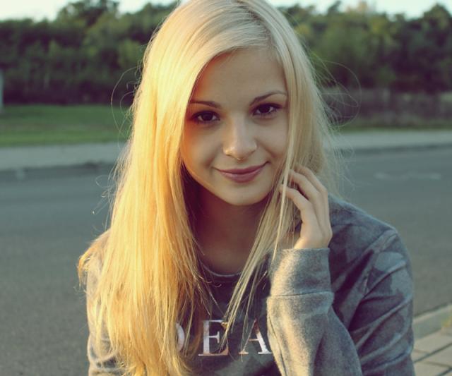 jkhkdj